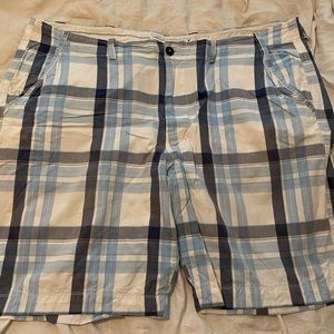 Blue plaid American Eagle shorts 46